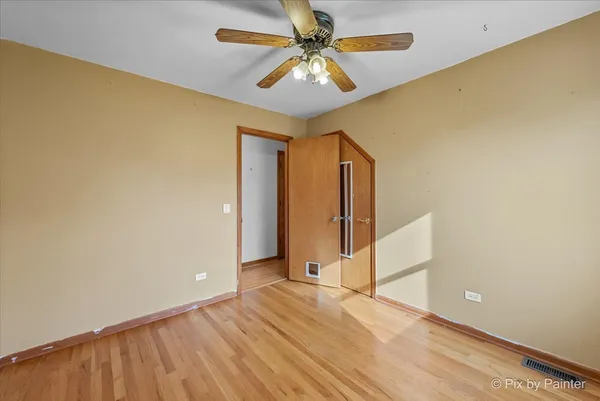 $3,400 | 31 West Harrison Road, Lombard, IL 60148