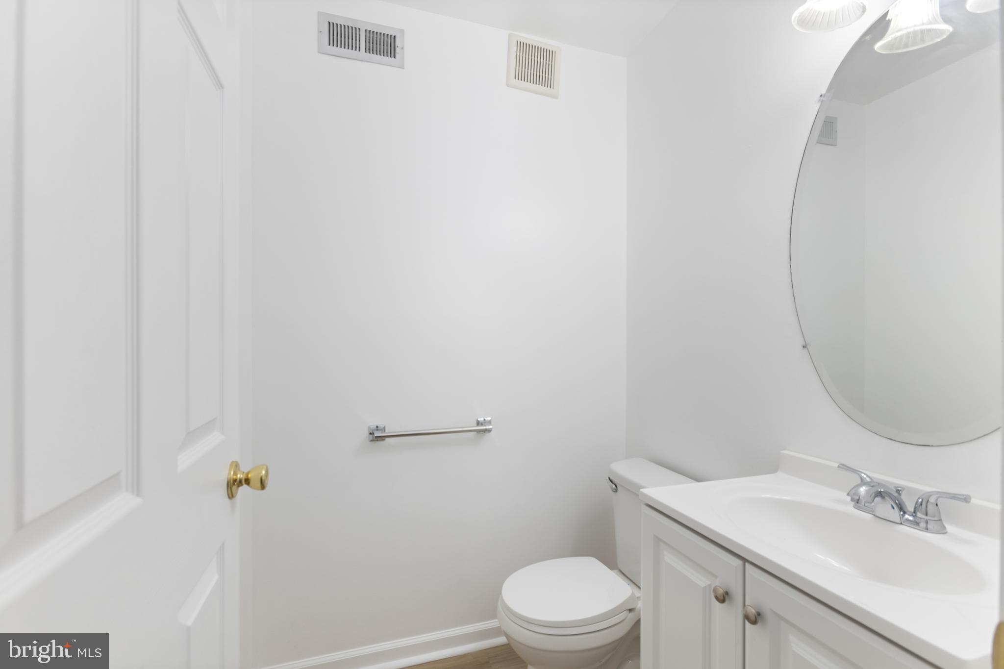 62 Springfield Circle Middletown, DE 19709 - Photo 31 of 48 Powder Room on Main level