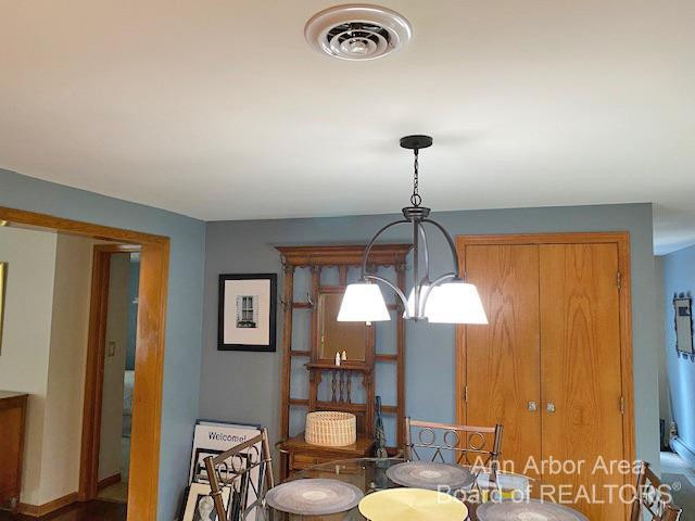 4960 Park Road Ann Arbor, MI 48103 - Photo 7 of 23