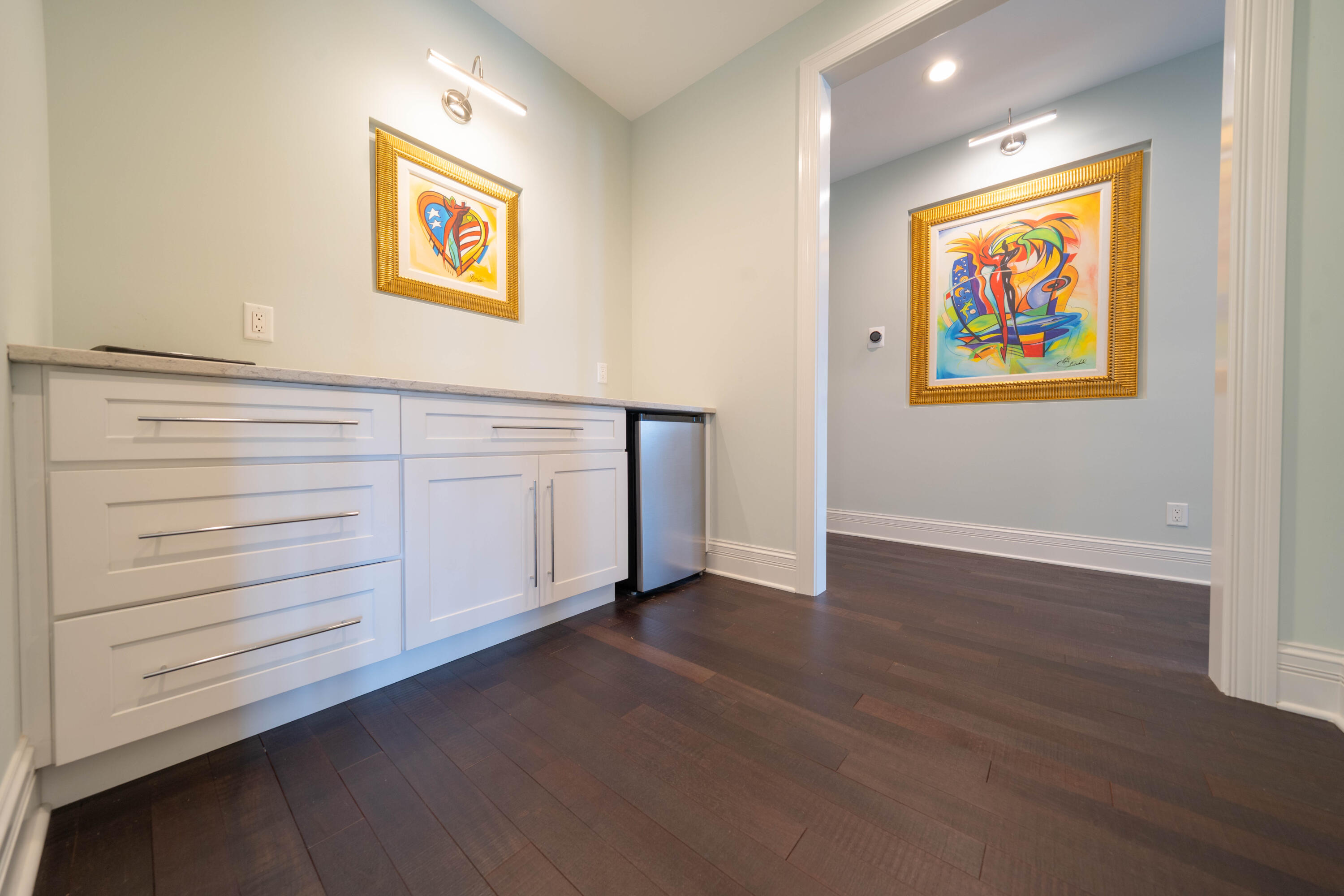 13941 Lakeview Point Road Cedar Lake, IN 46303 - Photo 22 of 64 a view of a hallway with closet