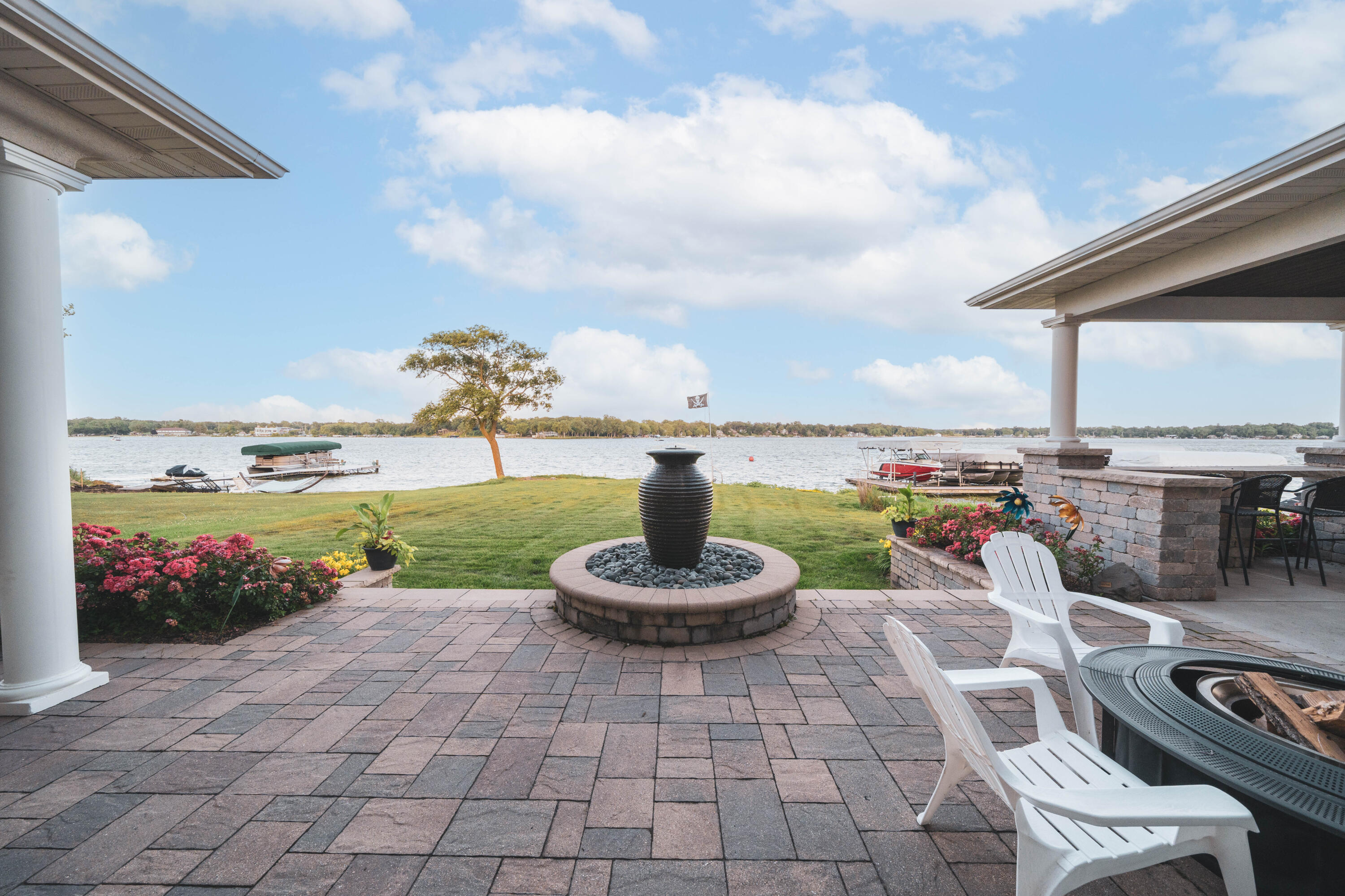 13941 Lakeview Point Road Cedar Lake, IN 46303 - Photo 48 of 64 a view of a backyard with sitting area