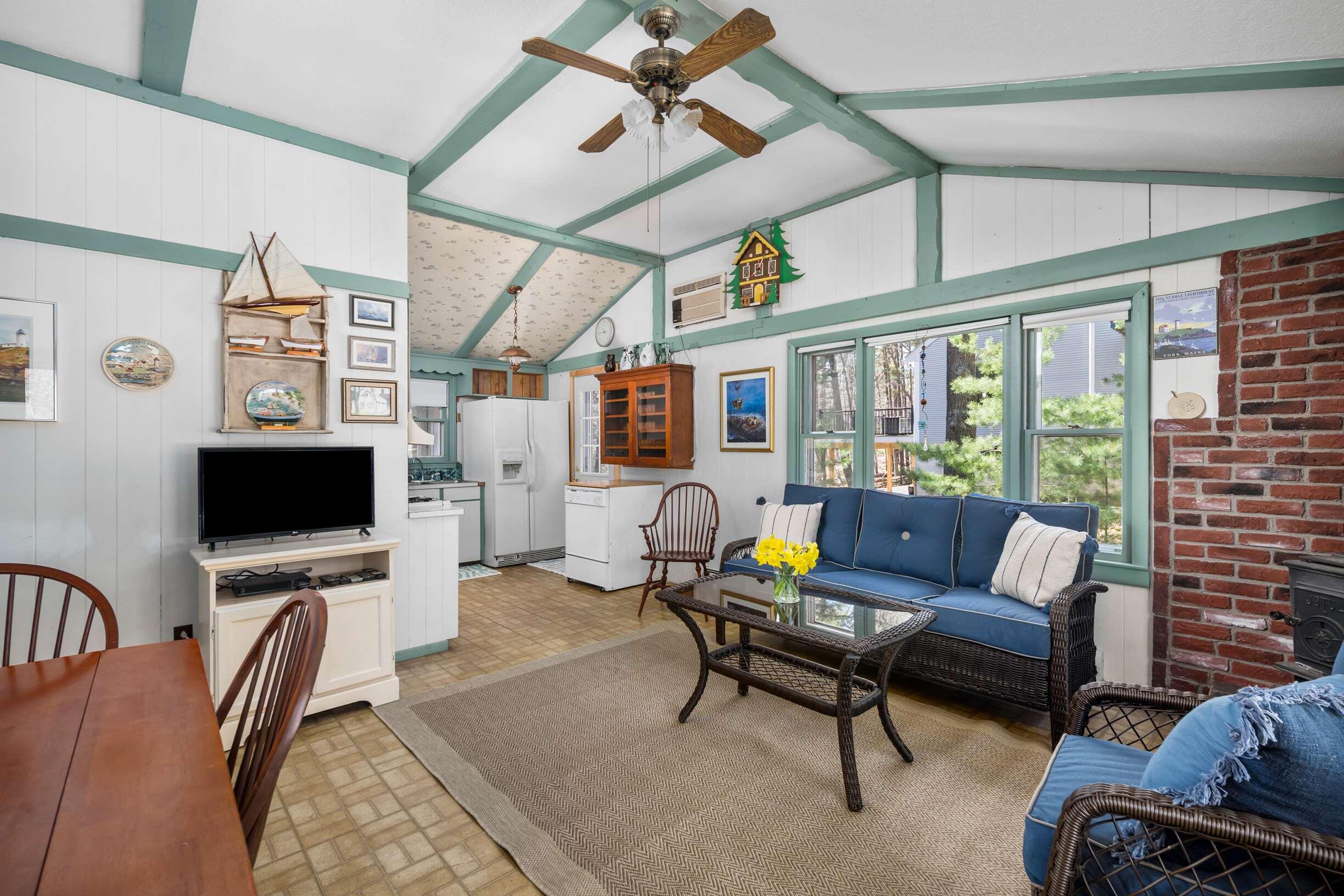 14 Beacon Street Extension York, ME 03909 - Photo 3 of 16 Living Room