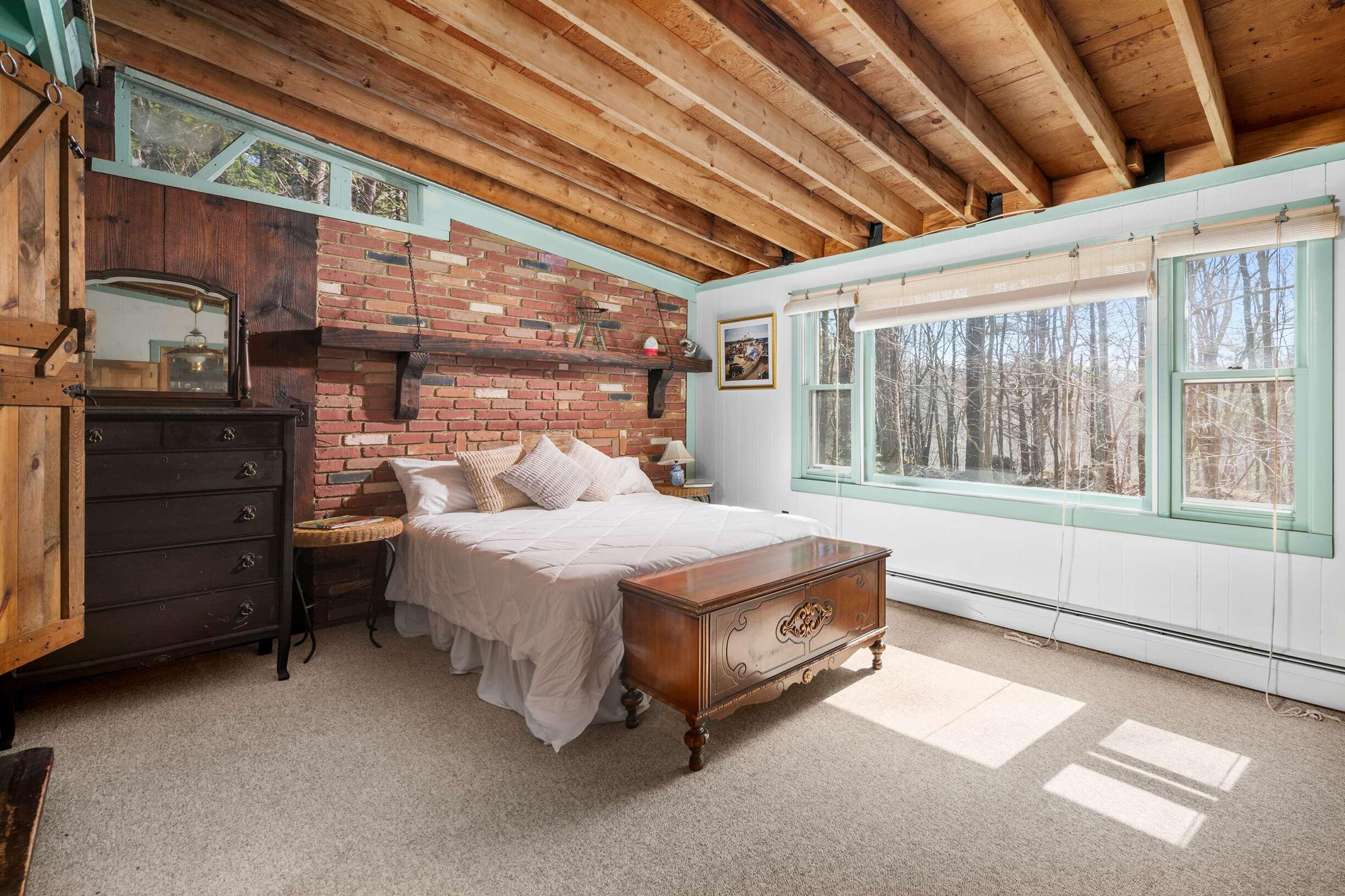14 Beacon Street Extension York, ME 03909 - Photo 7 of 16 Bedroom