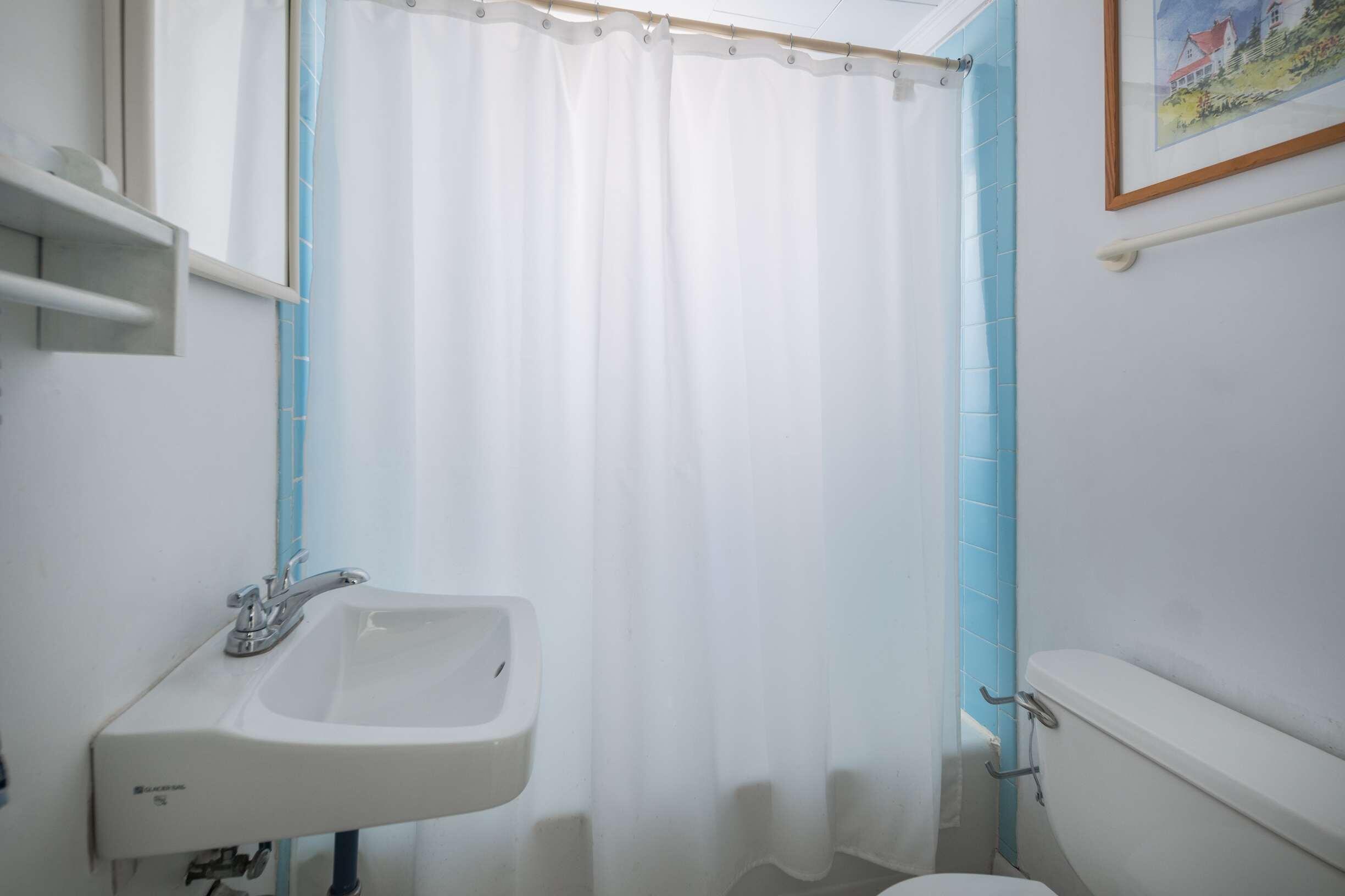 14 Beacon Street Extension York, ME 03909 - Photo 10 of 16 Bathroom