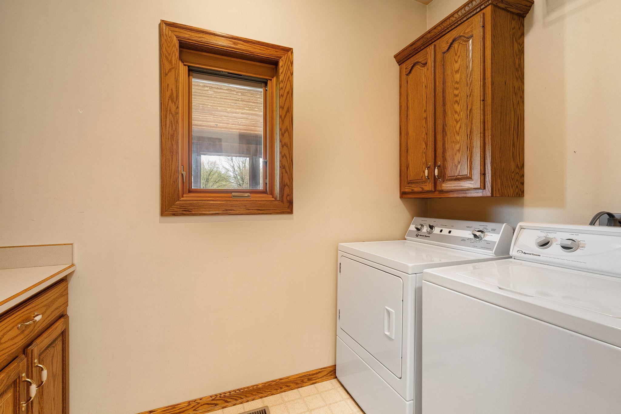 805 27th Street Southwest Austin, MN 55912 - Photo 29 of 81