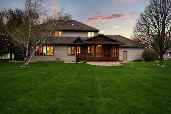 $514,900 | 805 27th Street Southwest, Austin, MN 55912