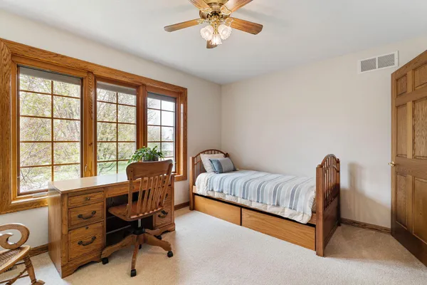 $514,900 | 805 27th Street Southwest, Austin, MN 55912