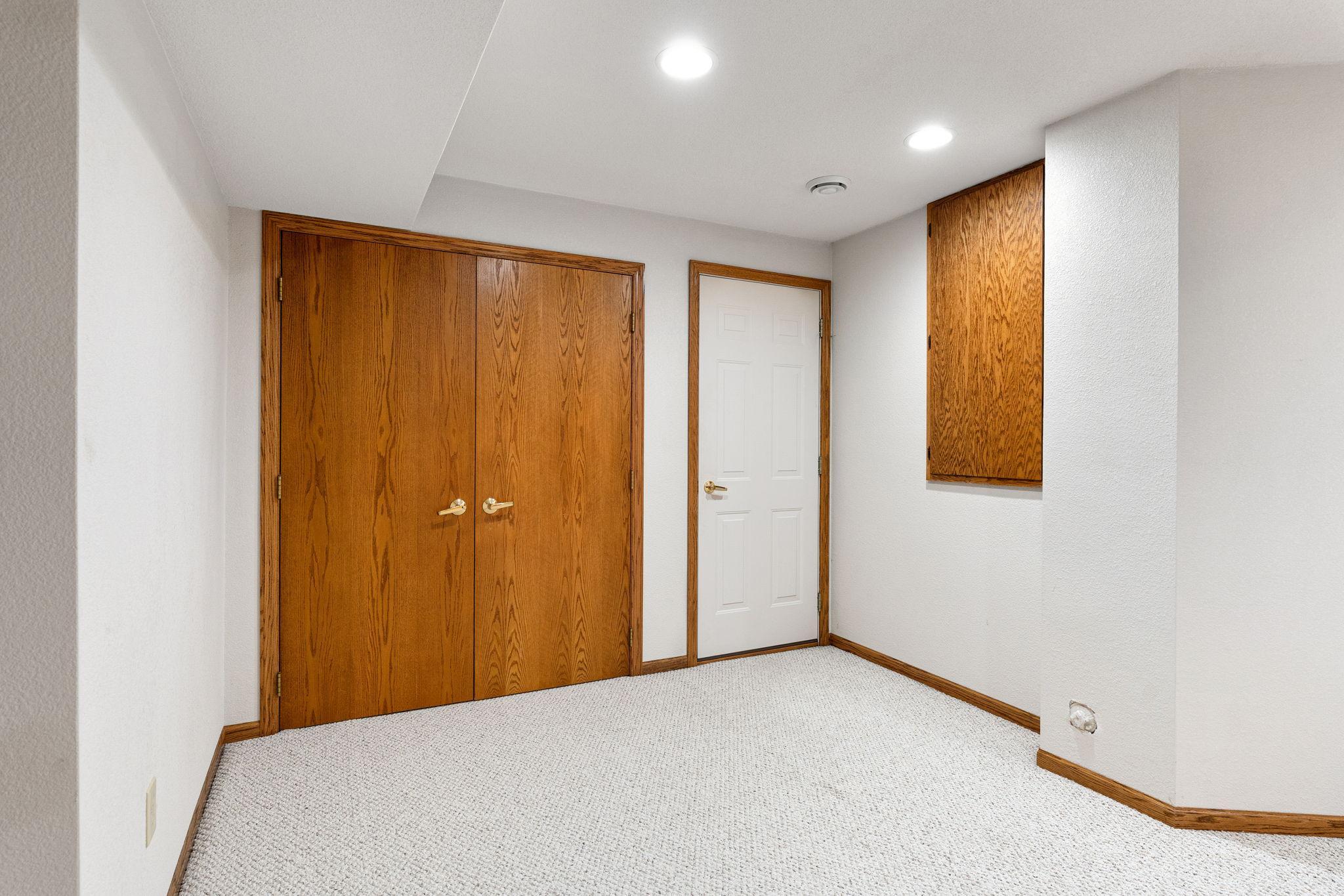 805 27th Street Southwest Austin, MN 55912 - Photo 50 of 81