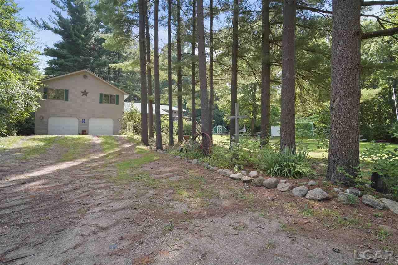 9272 Gillette Road Clarklake, MI 49234 - Photo 46 of 54 50053307-45.JPG