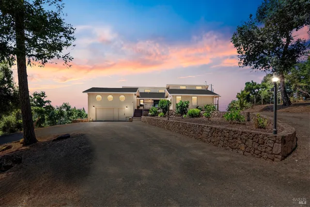 $1,995,000 | 305 West Lane, Angwin, CA 94508