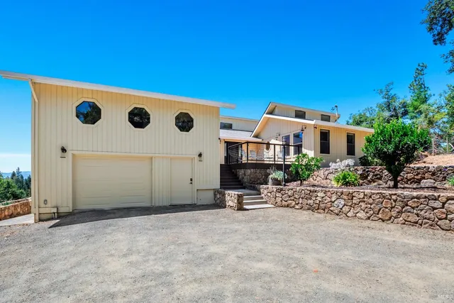 $1,995,000 | 305 West Lane, Angwin, CA 94508