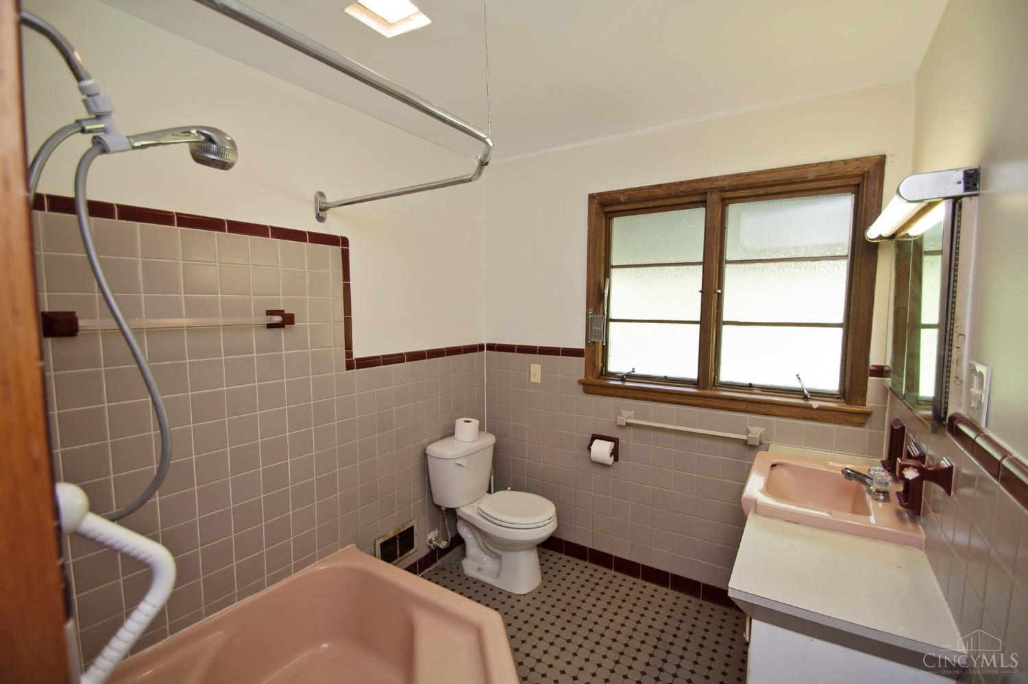 5791 Greenlawn Road Hamilton, OH 45011 - Photo 30 of 43