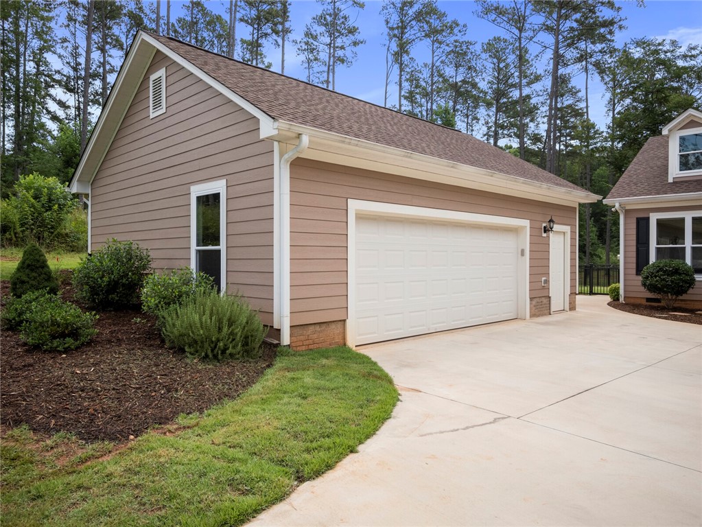 536 Timber Bay Lane Seneca, SC 29672 - Photo 36 of 50 Gallery Image 36