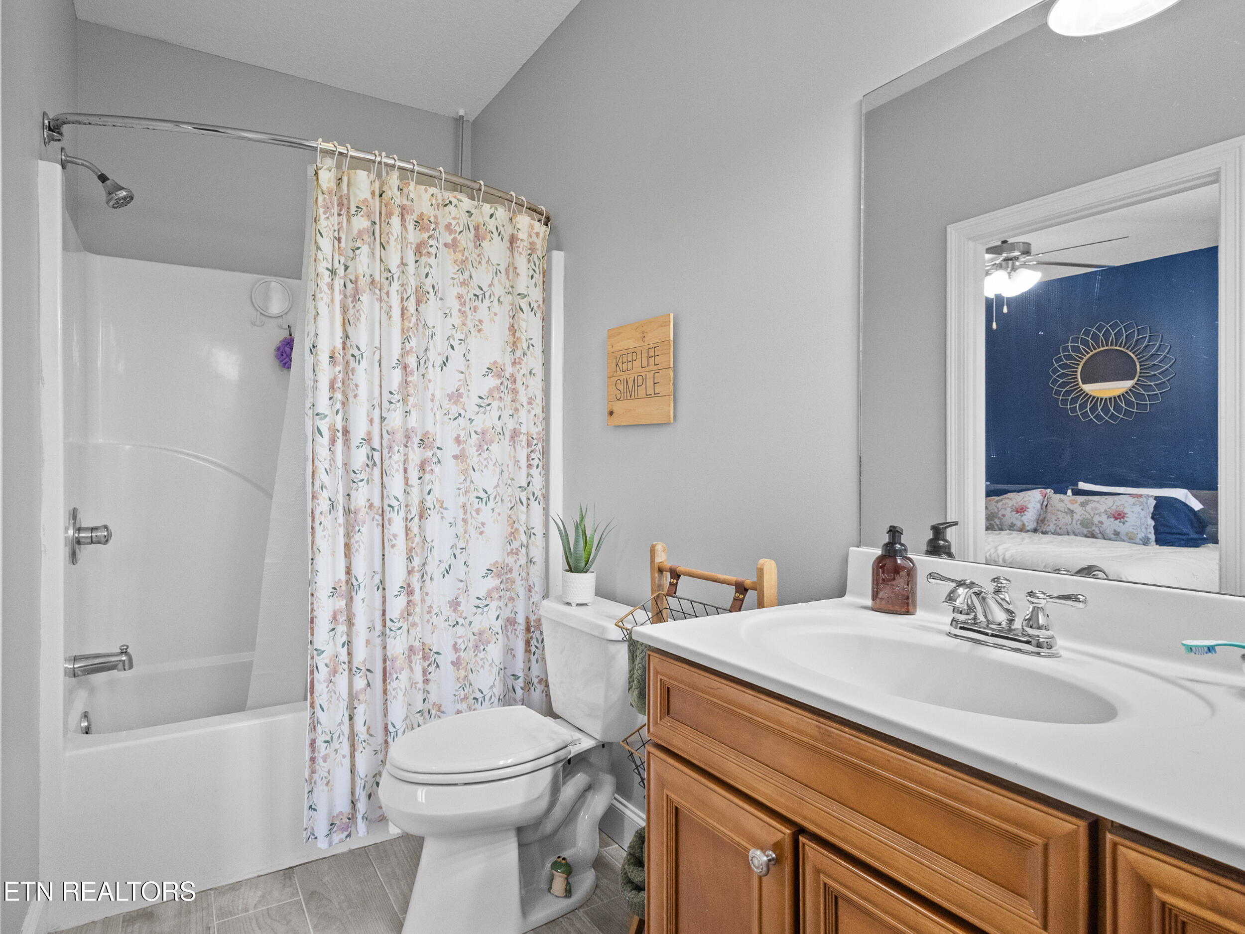 3861 Valentine Road Maryville, TN 37804 - Photo 19 of 34 Bathroom #1