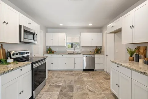 $500,000 | 60 Augusta Drive, Wimberley, TX 78676