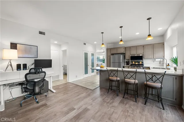 $815,000 | 22732 Pear Court, Saugus, CA 91390