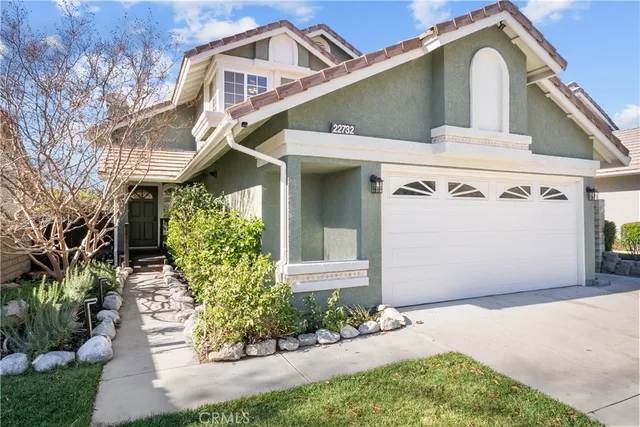 $815,000 | 22732 Pear Court, Saugus, CA 91390