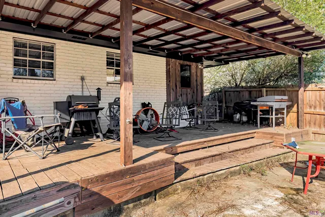 $330,000 | 5660 Cr-92, St. Francisville, LA 70775