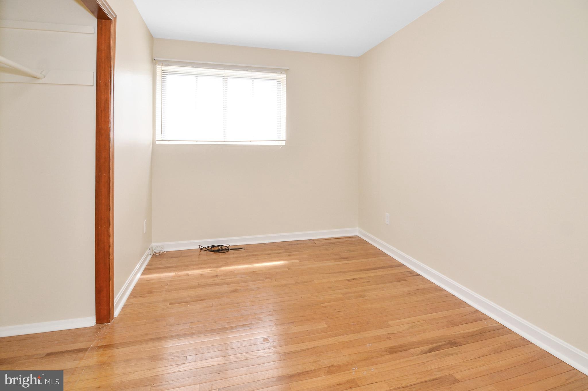 4212 Haycoke Road Nottingham, MD 21236 - Photo 17 of 34