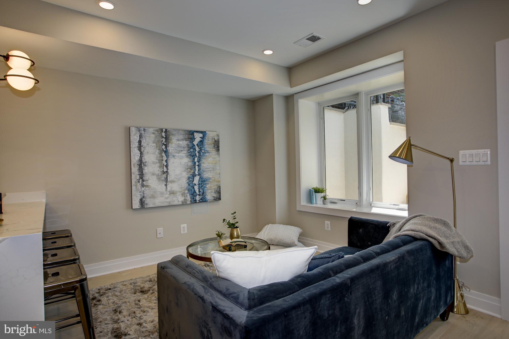 2301 Ontario Road Northwest, Unit 1 Washington, DC 20009 - Photo 3 of 15