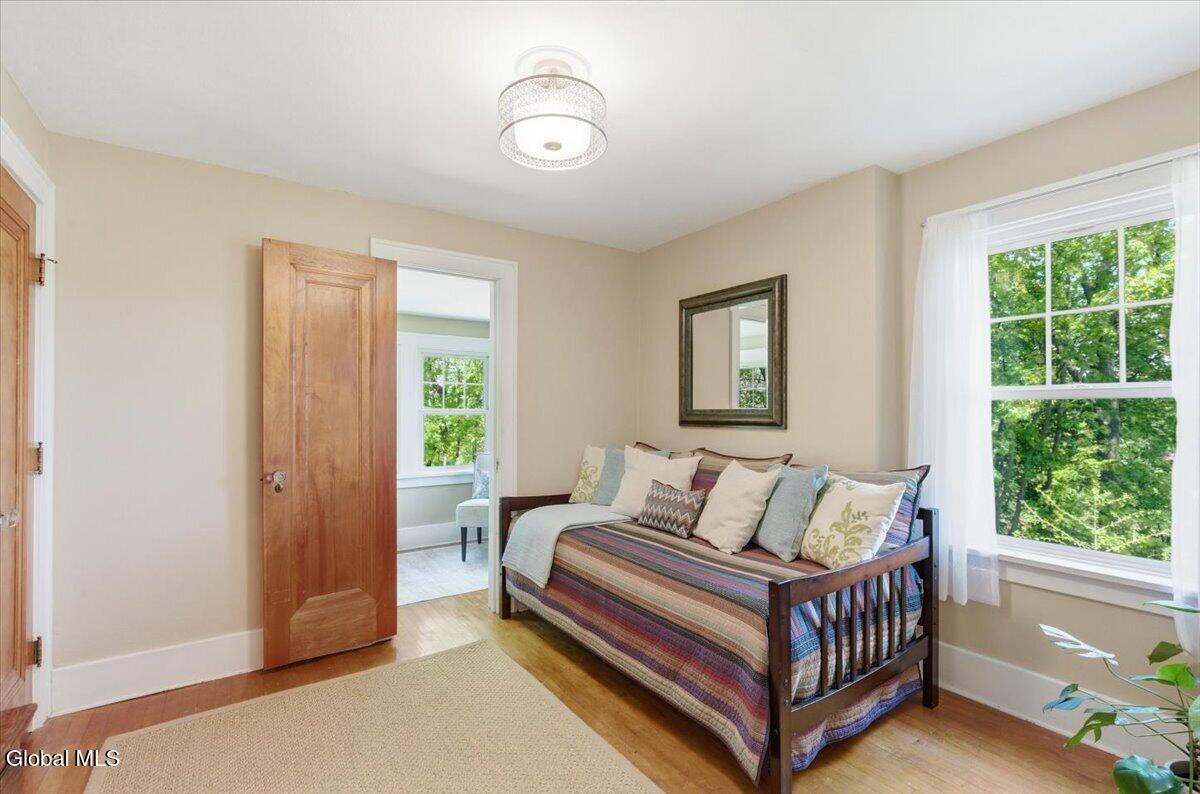 1505 Van Antwerp Road Niskayuna, NY 12309 - Photo 16 of 34 29-022_MW2_9658