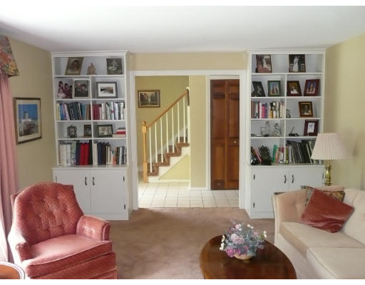 60 Park Road Chelmsford, MA 01824 - Photo 9 of 13 Gallery Image 9