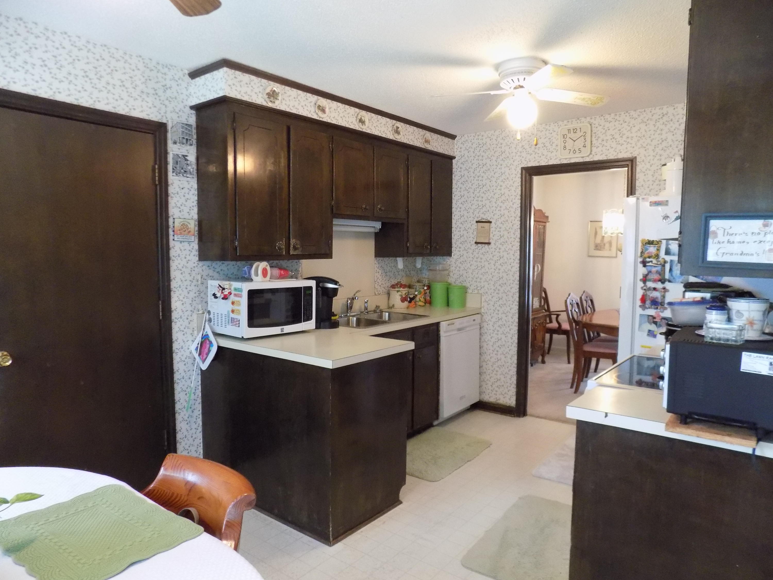 123 Sandtrap Road Summerville, SC 29483 - Photo 8 of 22 022
