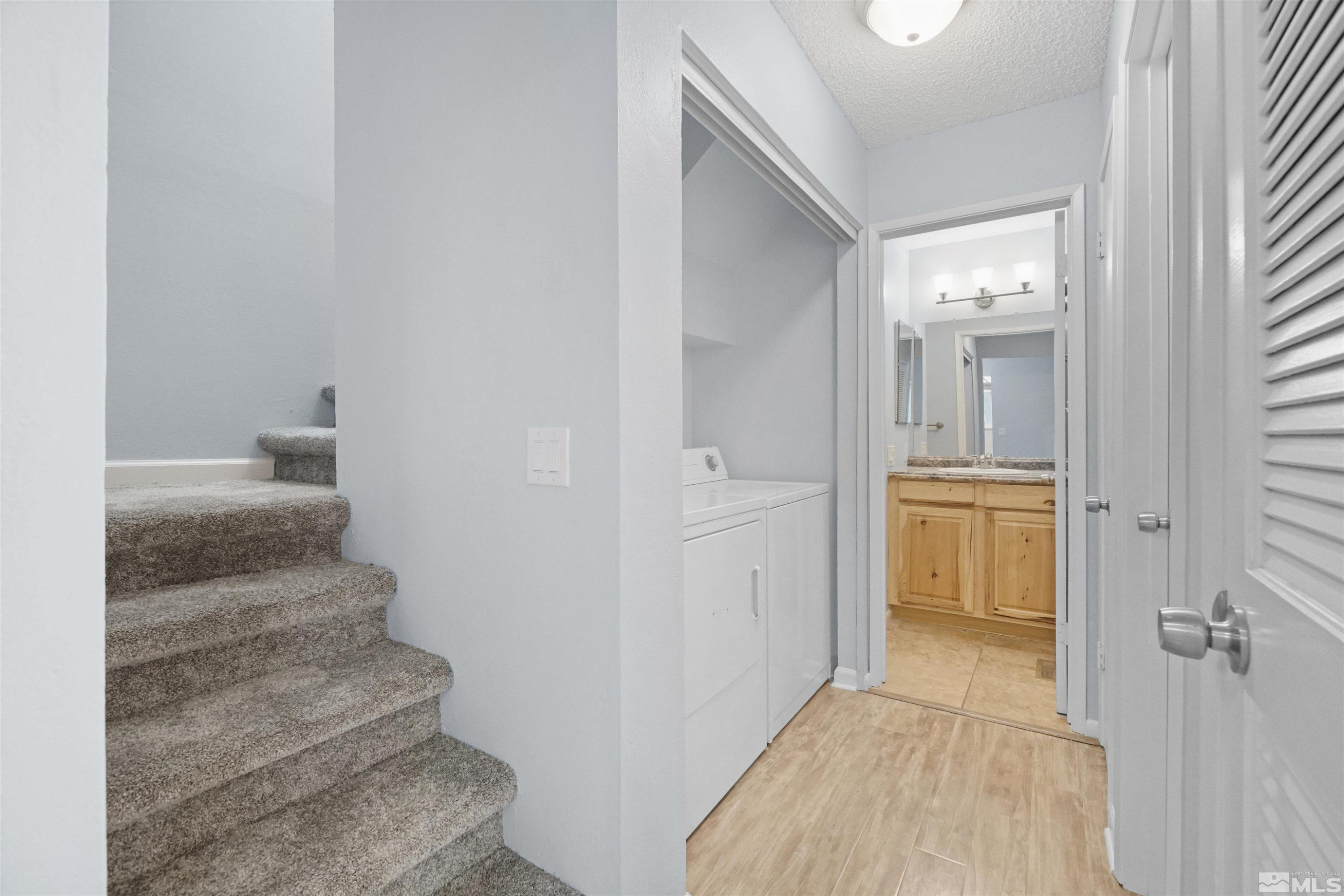 2386 Roundhouse Road Sparks, NV 89431 - Photo 8 of 26 Photo 8