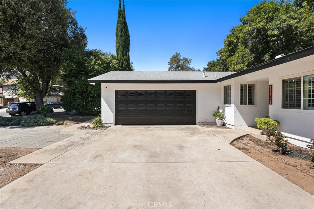 762 Talbert Avenue Simi Valley, CA 93065 - Photo 5 of 59 Gallery Image 5
