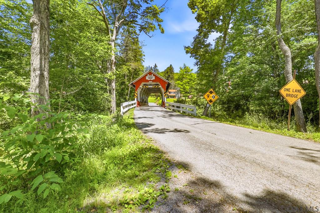 236 Covered Bridge Road Johnstown, PA 15905 - Photo 2 of 34