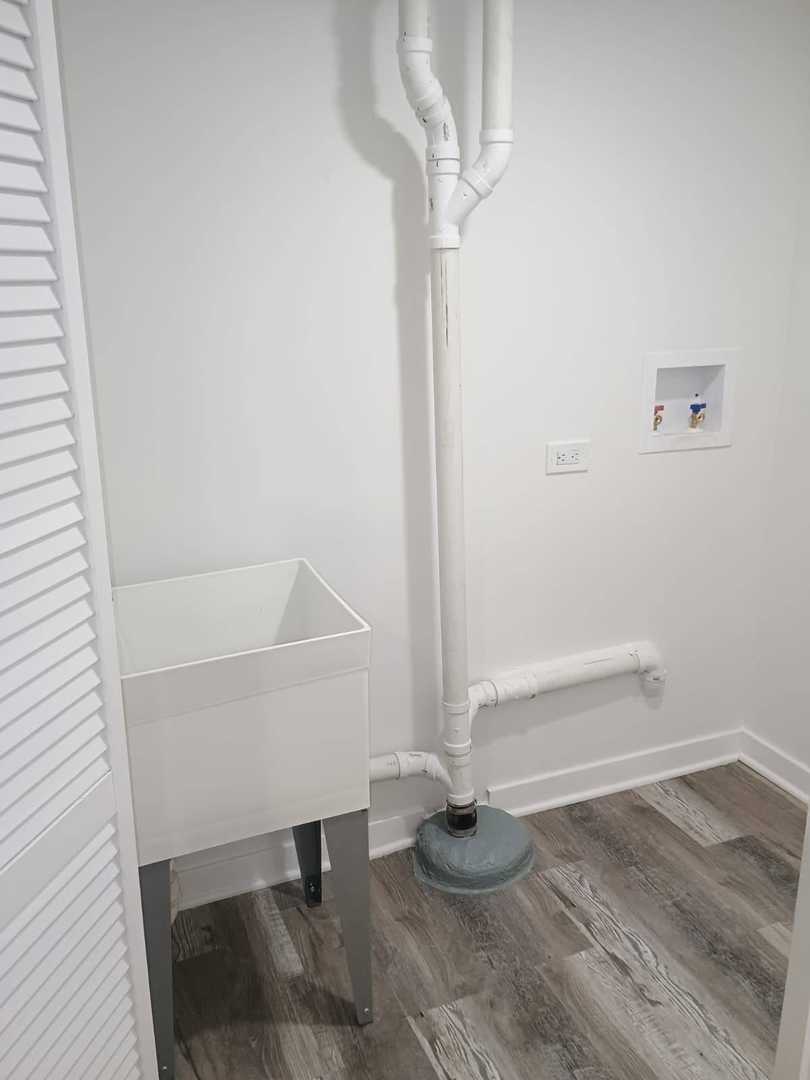 7832 South Paxton Avenue Chicago, IL 60649 - Photo 47 of 59