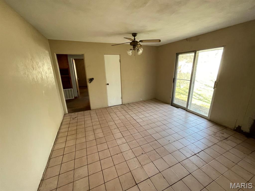 3424 Yost Street Alton, IL 62002 - Photo 6 of 12