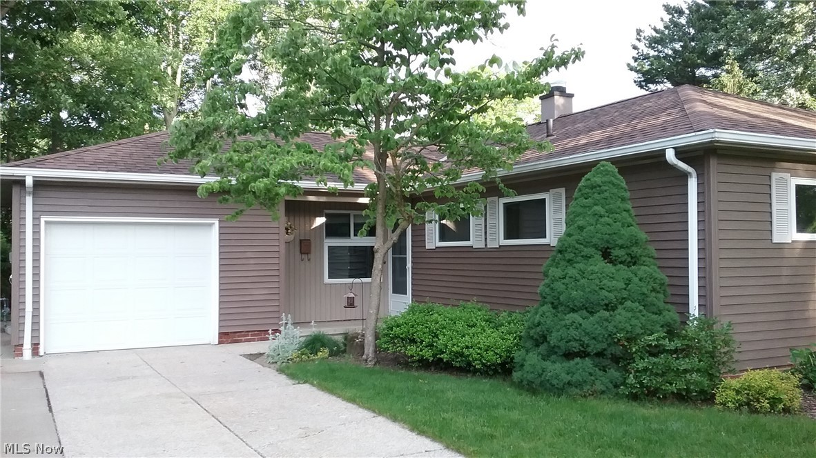 6328 Springwood Road Parma Heights, OH 44130 - Photo 2 of 28 Gallery Image 2