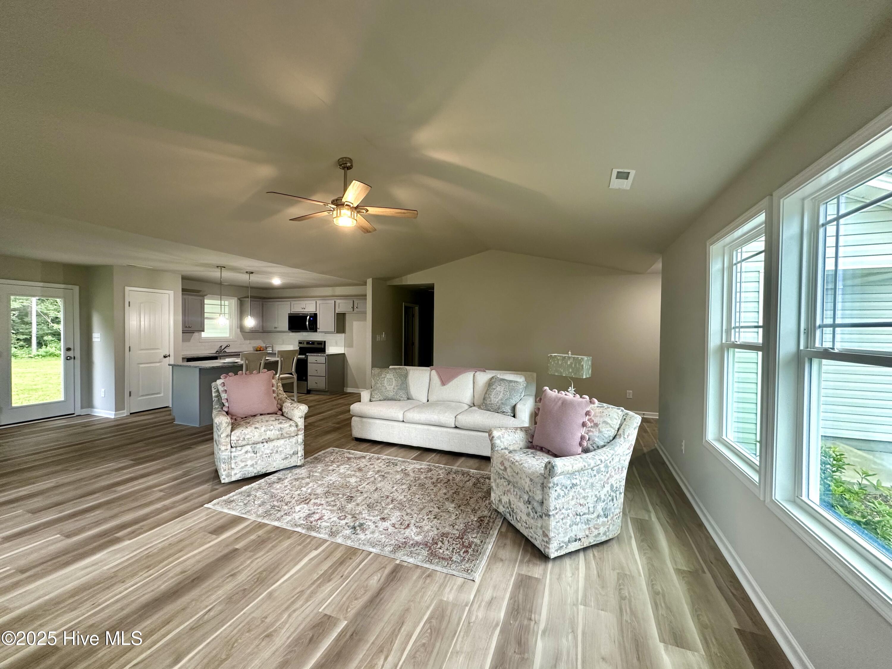 107 Earnest Way Kenly, NC 27542 - Photo 11 of 27 IMG_0734