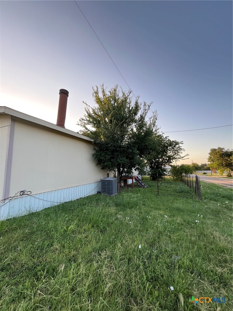 605 East Chappel Road San Saba, TX 76877 - Photo 5 of 21
