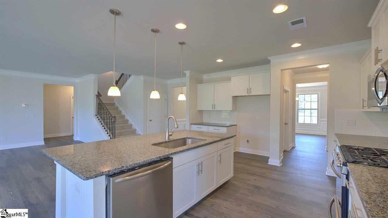 218 Raleighwood Lane Simpsonville, SC 29681 - Photo 12 of 36 Gallery Image 12