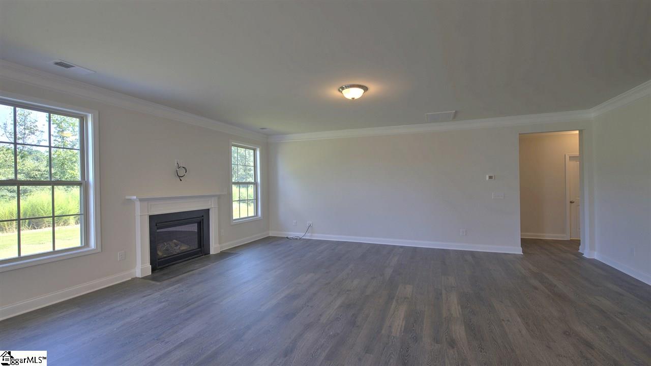 218 Raleighwood Lane Simpsonville, SC 29681 - Photo 13 of 36 Gallery Image 13