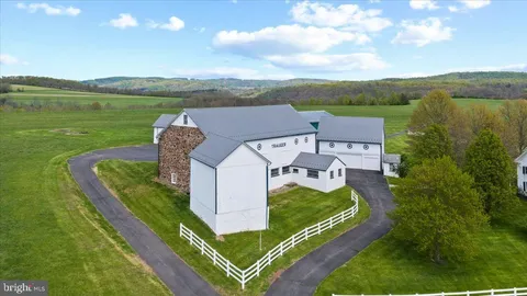 $3,250,000 | 215 Nockamixon Road, Kintnersville, PA 18930