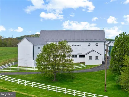 $3,250,000 | 215 Nockamixon Road, Kintnersville, PA 18930