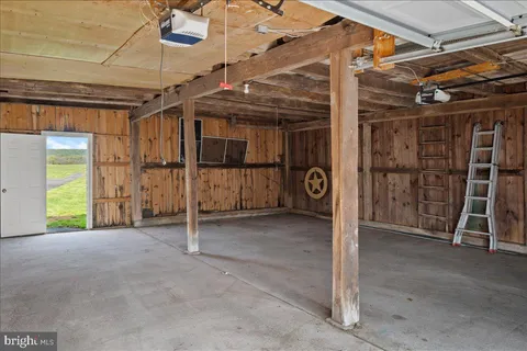 $3,250,000 | 215 Nockamixon Road, Kintnersville, PA 18930