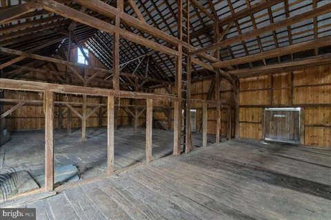 $3,250,000 | 215 Nockamixon Road, Kintnersville, PA 18930