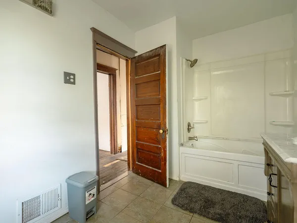 $65,000 | 5062 Parker Street, Detroit, MI 48213