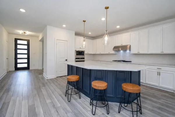 $3,200 | 23714 Sweeny Vly Drive, Richmond, TX 77469