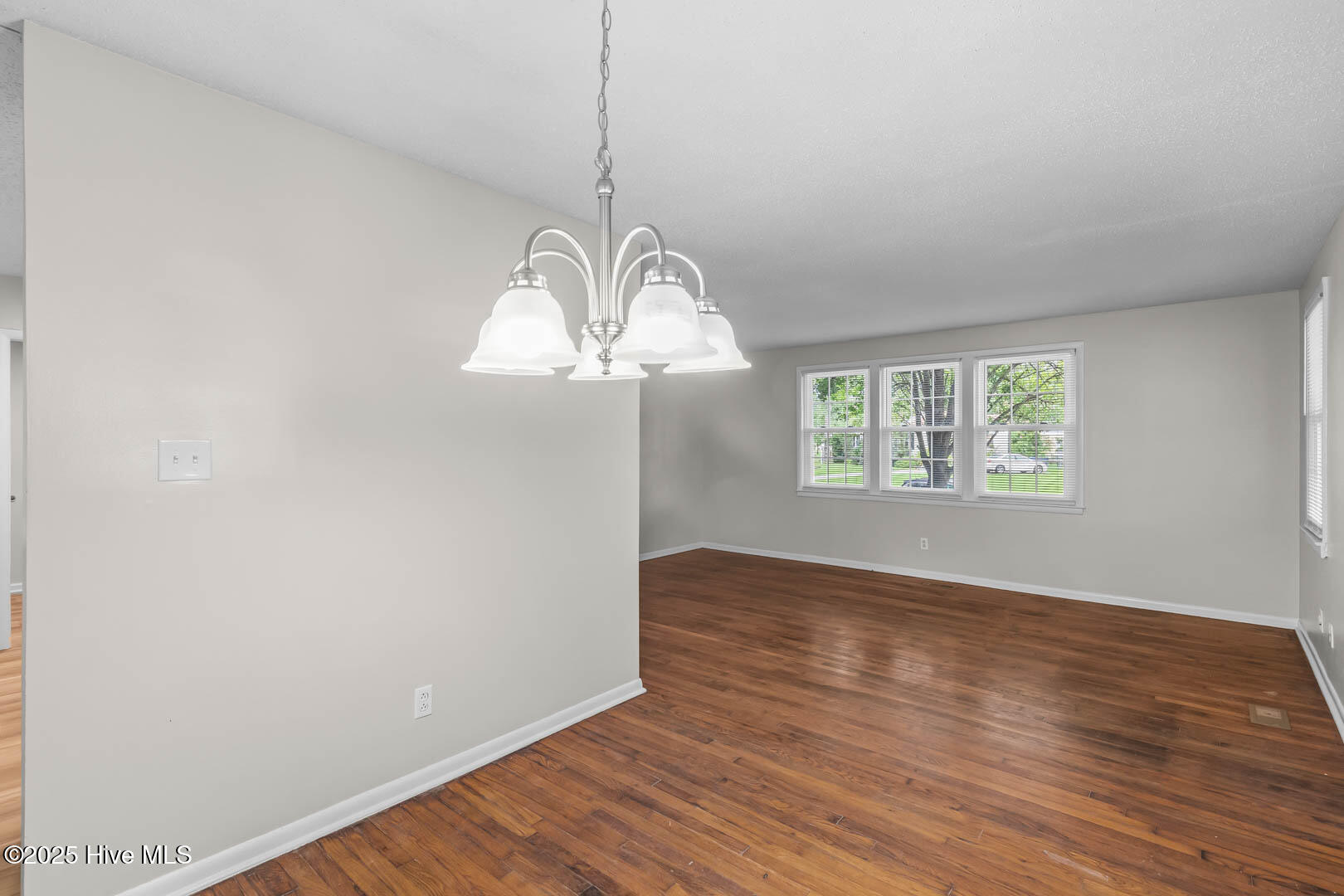 402 Cheyenne Road Jacksonville, NC 28540 - Photo 14 of 41 14