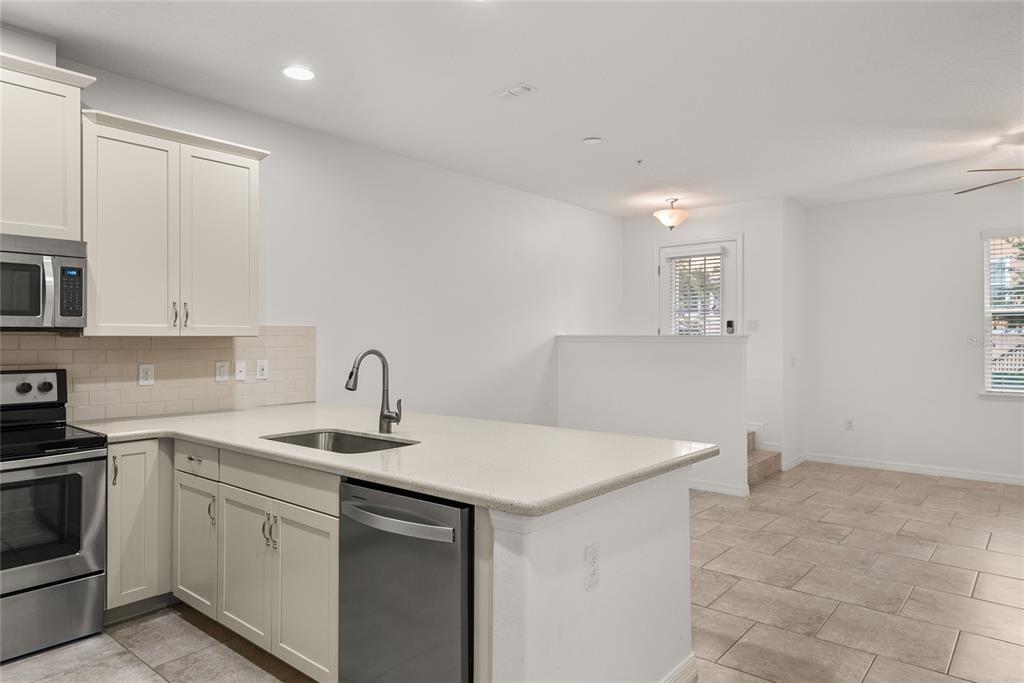 1345 Mill Stream Lane Winter Springs, FL 32708 - Photo 3 of 33