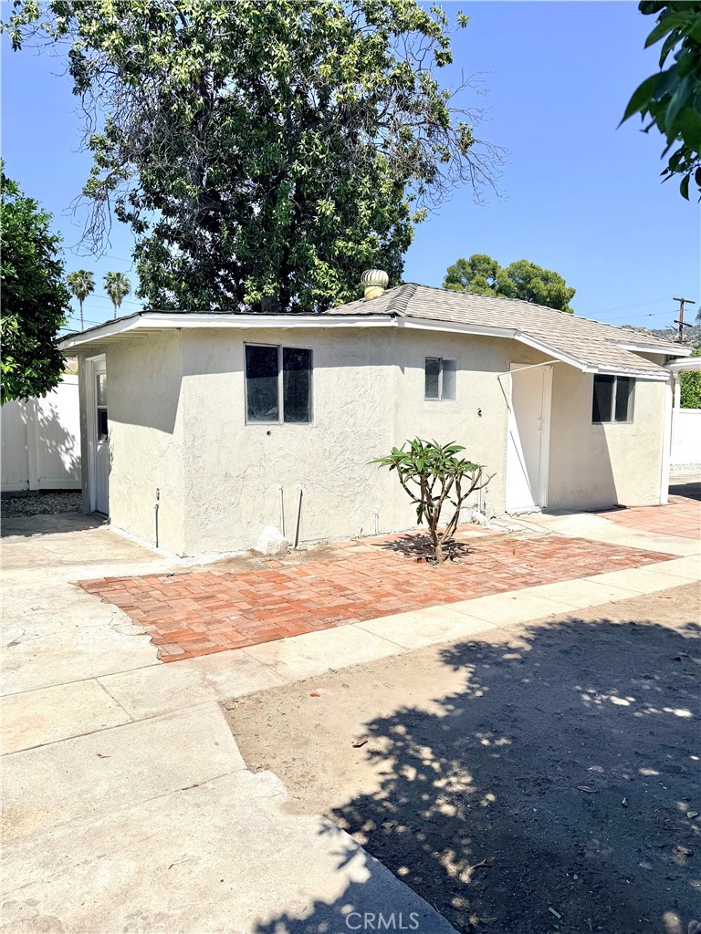 7731 Ferncola Avenue Sun Valley, CA 91352 - Photo 14 of 29