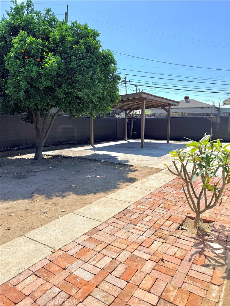 7731 Ferncola Avenue Sun Valley, CA 91352 - Photo 17 of 29
