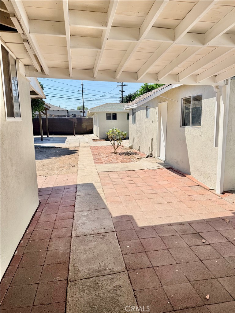 7731 Ferncola Avenue Sun Valley, CA 91352 - Photo 18 of 29