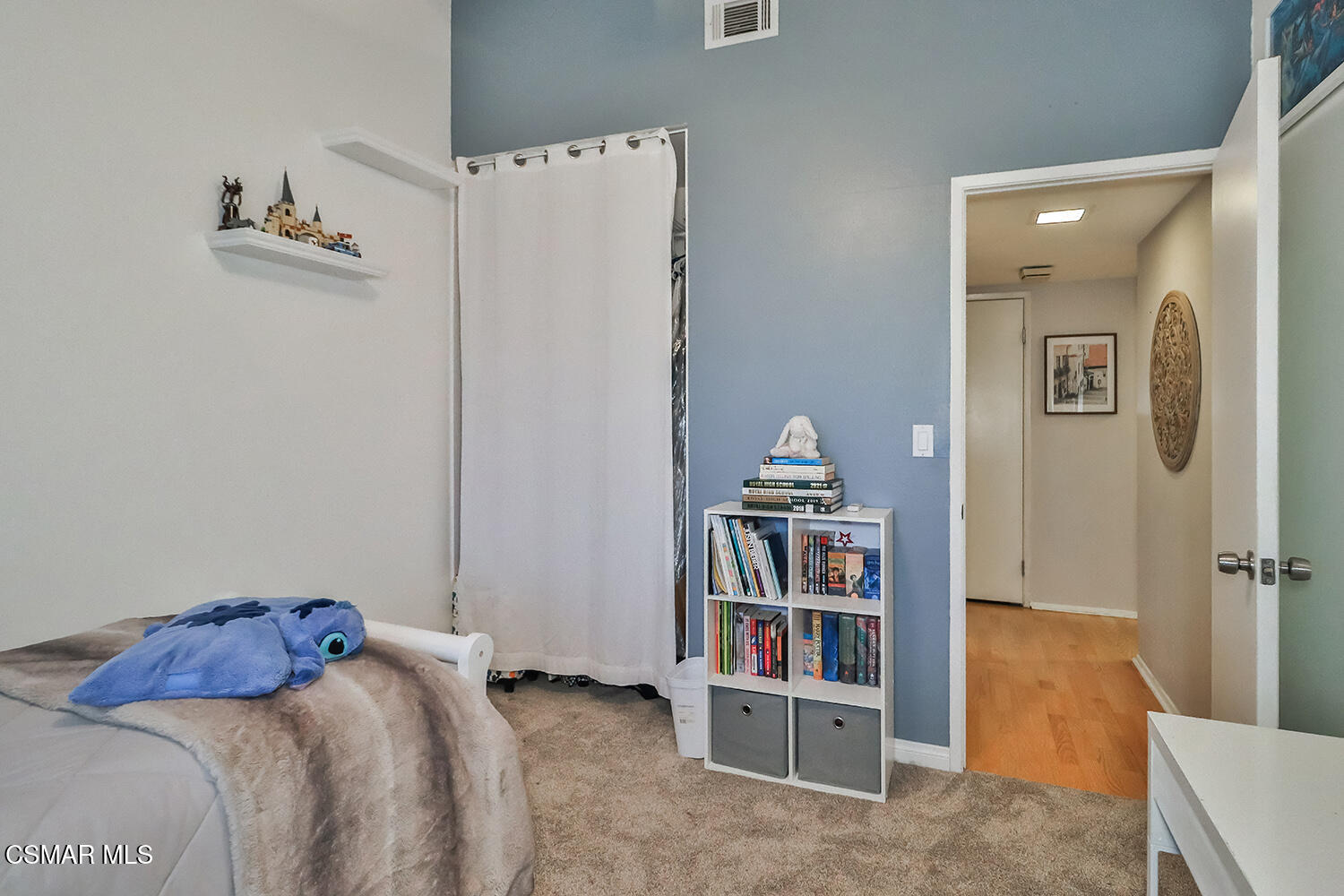 1659 Darrah Avenue Simi Valley, CA 93063 - Photo 17 of 36 dBedroom1-2