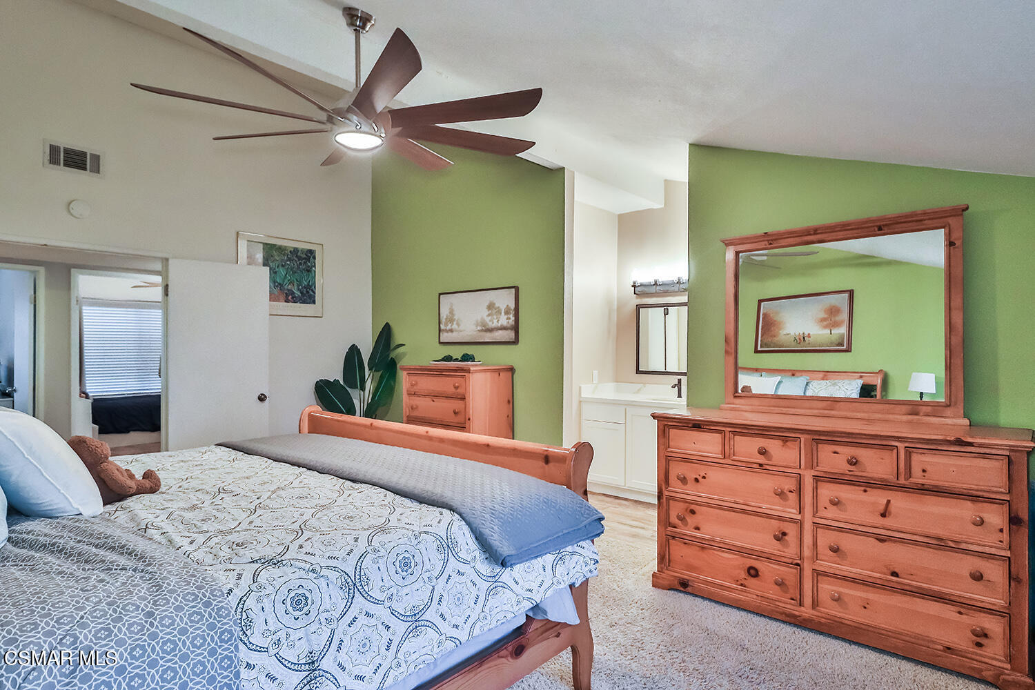 1659 Darrah Avenue Simi Valley, CA 93063 - Photo 27 of 36 hPrimary Bedroom Suite3